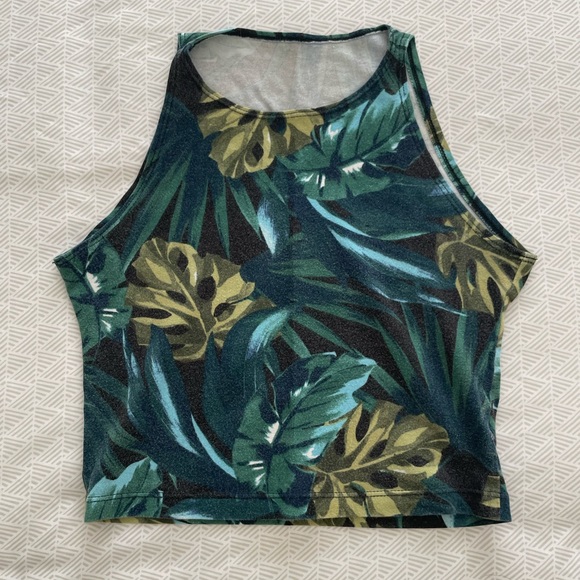 aa jungle leaves crop top - Picture 2 of 4